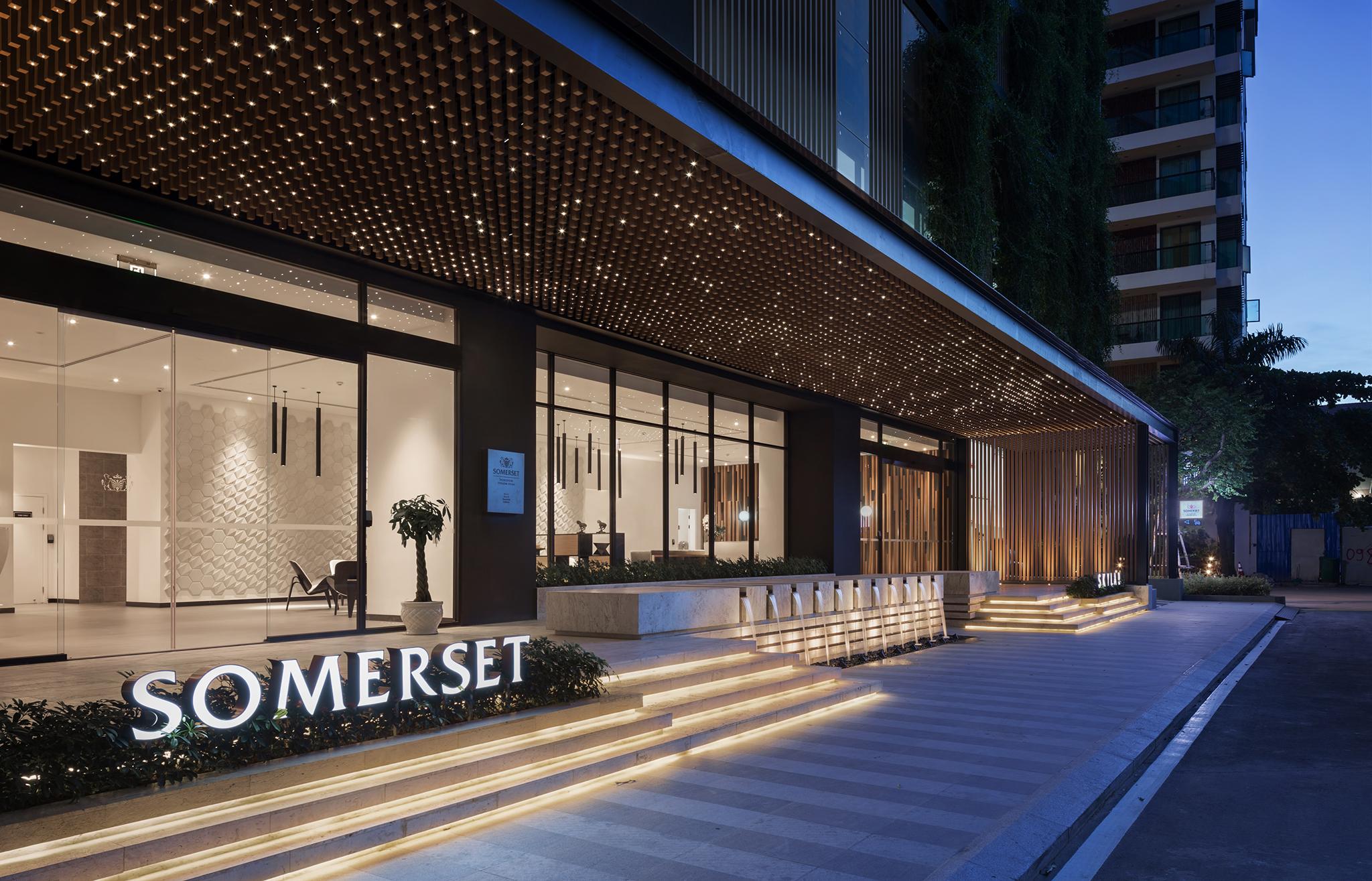 Somerset Norodom Phnom Penh Bagian luar foto